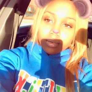 Meet your Posher, Amber